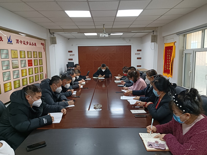 圖為：運(yùn)輸公司召開(kāi)節(jié)后安全會(huì)議_副本.jpg